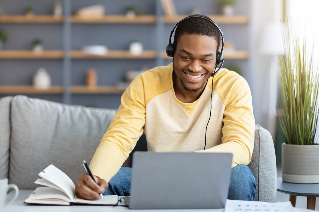 Student working on online class